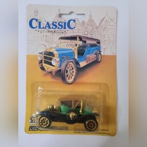 Vintage Classic Style Diecast Car Sealed Blister Pack Antique Car Model Toy